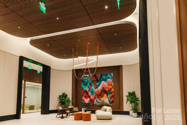 $6,500 | 2161 Hawkins Street, Unit 2PP, Charlotte, NC 28203