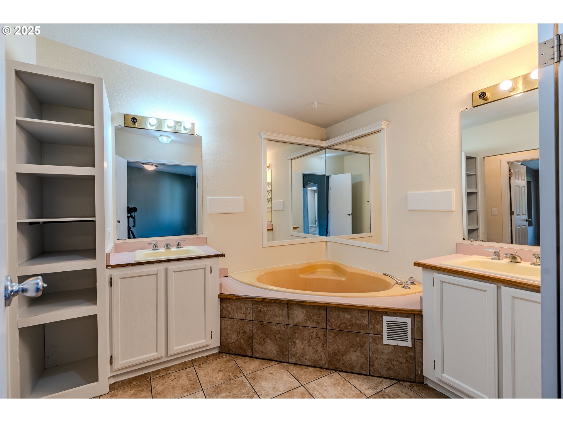 25222 East Welches Road, Unit 9 Welches, OR 97067 - Photo 42 of 48 Gallery Image 42