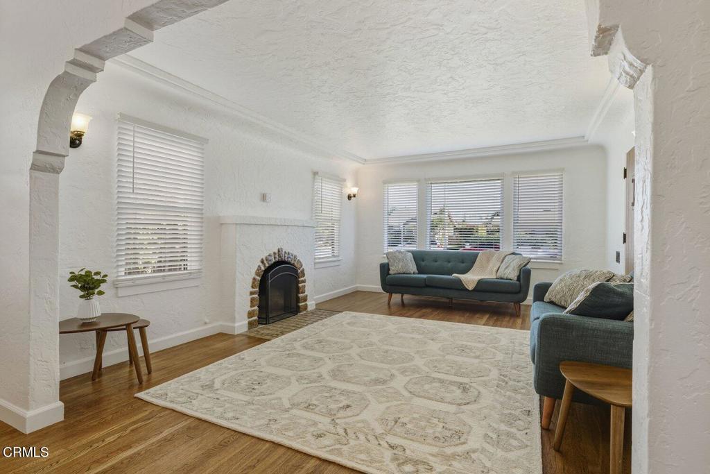 653 South G Street Oxnard, CA 93030 - Photo 11 of 31