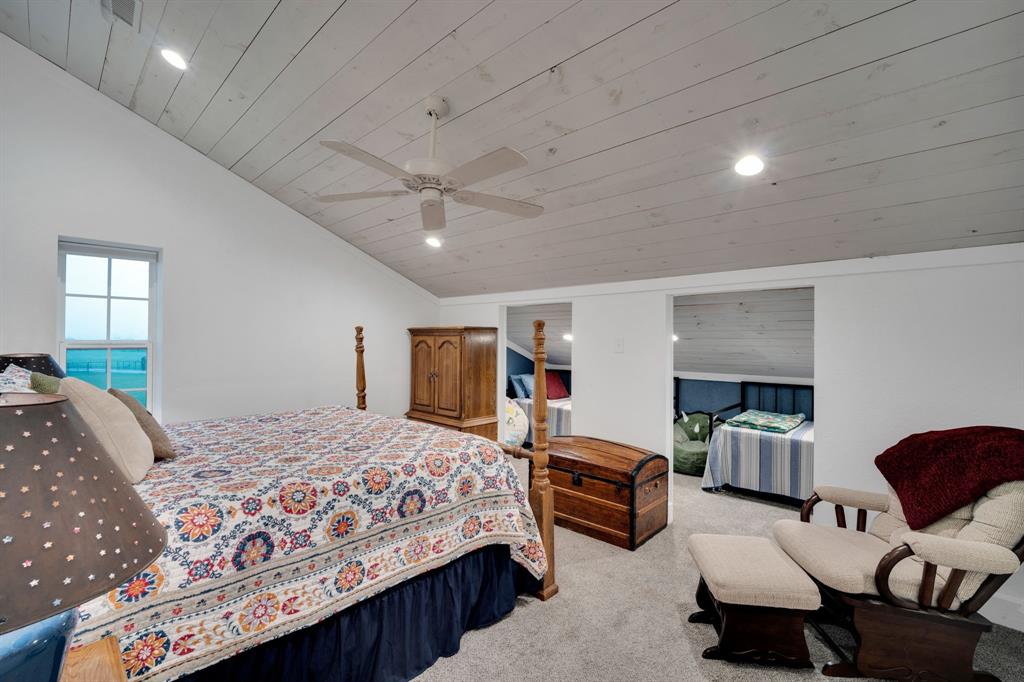 930 Pigg Road Waxahachie, TX 75165 - Photo 35 of 40 Upstairs