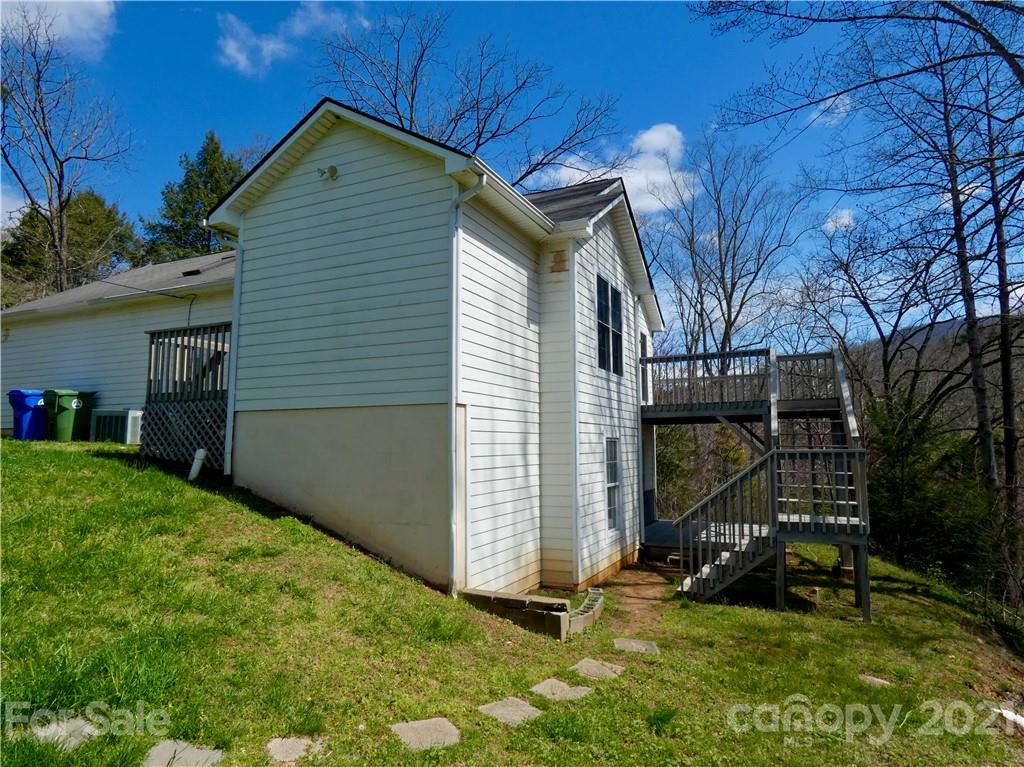 3 Gash Farm Road, Unit 1 Asheville, NC 28805 - Photo 14 of 44 Gallery Image 14