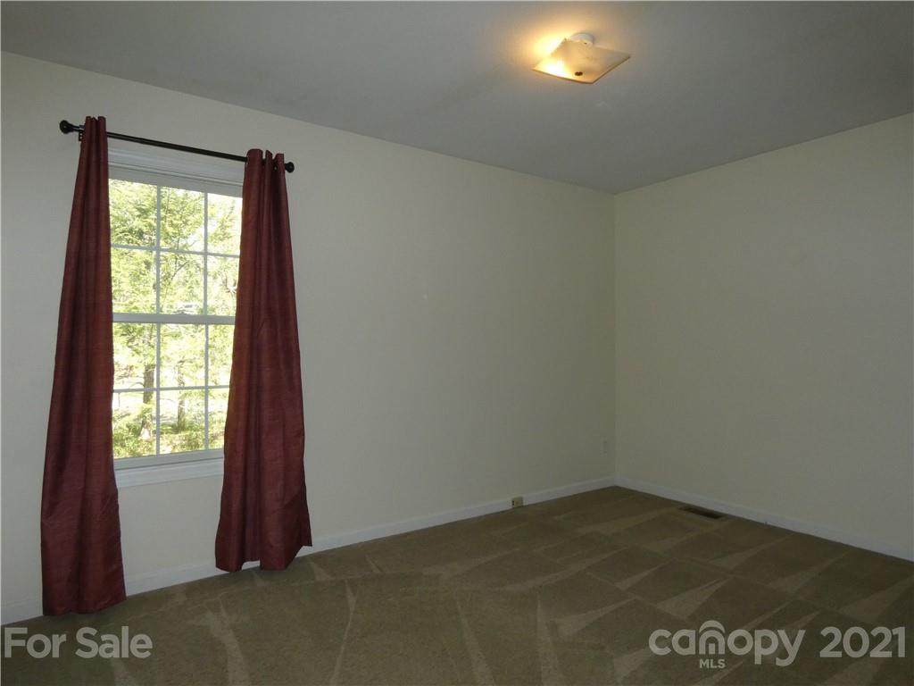 3 Gash Farm Road, Unit 1 Asheville, NC 28805 - Photo 18 of 44 Gallery Image 18