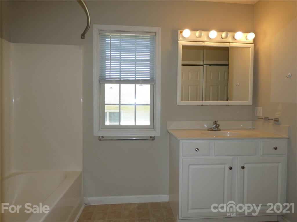 3 Gash Farm Road, Unit 1 Asheville, NC 28805 - Photo 22 of 44 Gallery Image 22
