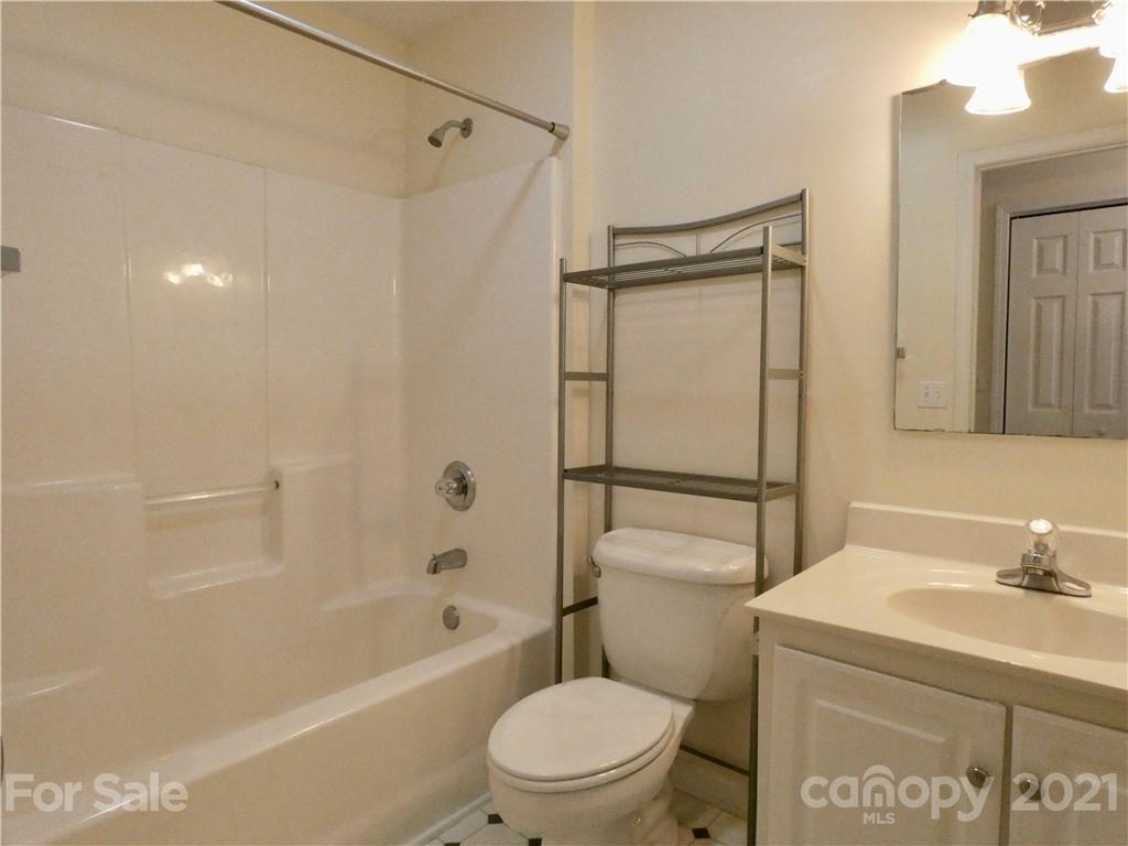 3 Gash Farm Road, Unit 1 Asheville, NC 28805 - Photo 24 of 44 Gallery Image 24