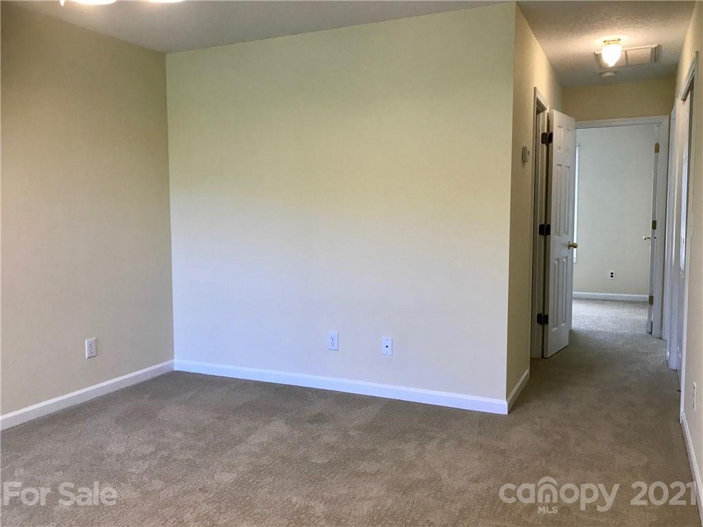 3 Gash Farm Road, Unit 1 Asheville, NC 28805 - Photo 32 of 44 Gallery Image 32
