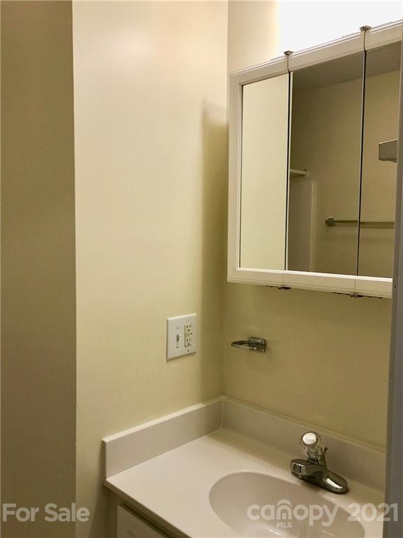 3 Gash Farm Road, Unit 1 Asheville, NC 28805 - Photo 33 of 44 Gallery Image 33