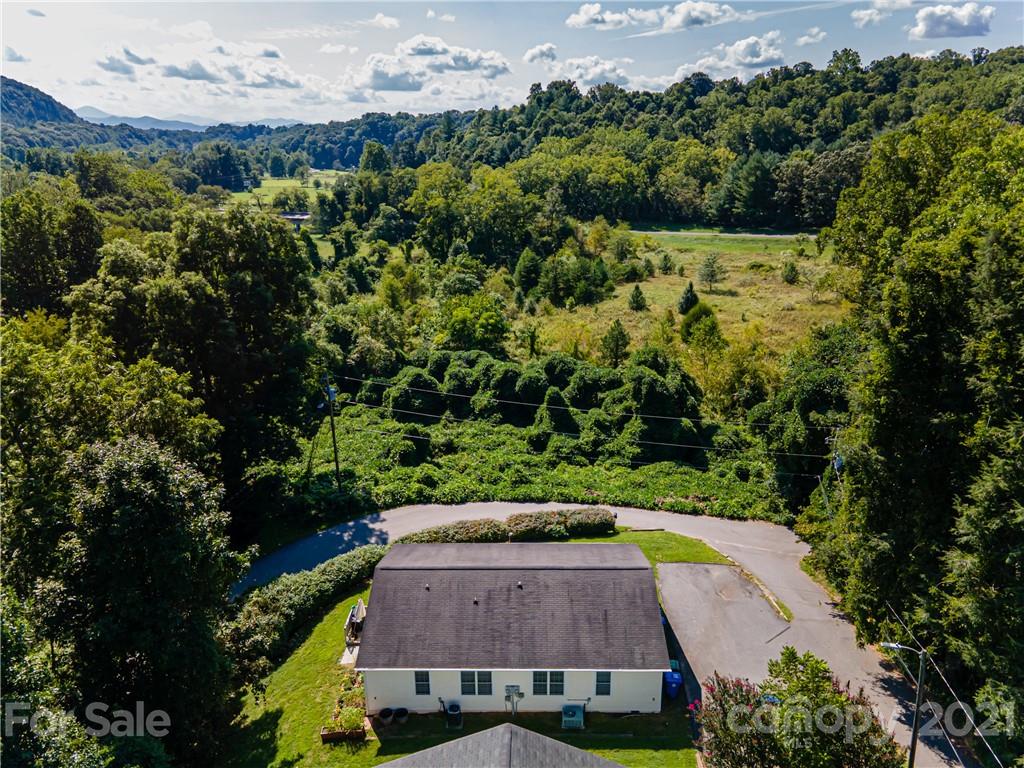 3 Gash Farm Road, Unit 1 Asheville, NC 28805 - Photo 9 of 44 Gallery Image 9
