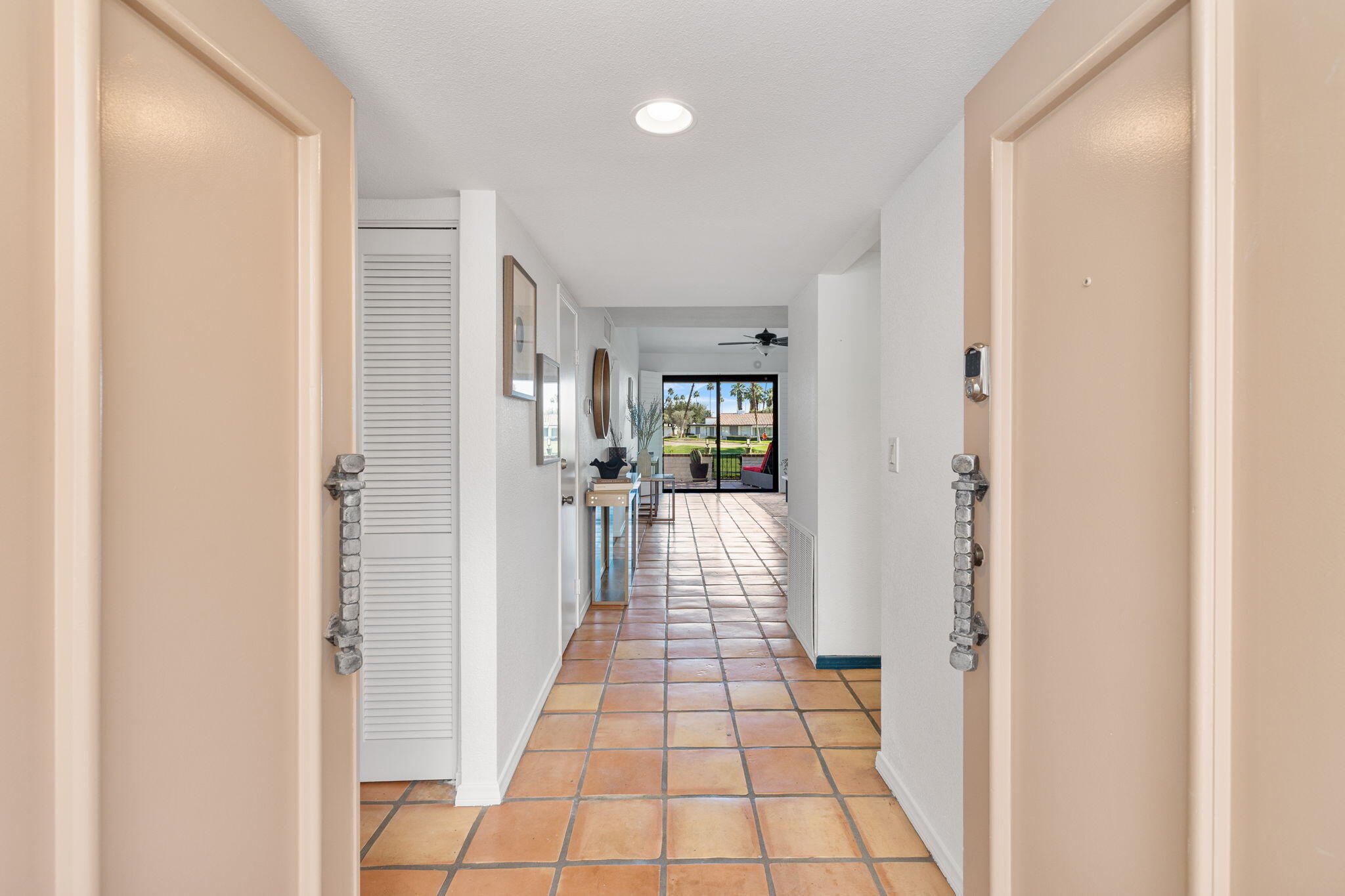 175 Torremolinos Drive Rancho Mirage, CA 92270 - Photo 3 of 60 44-web-or-mls-AM4A7988