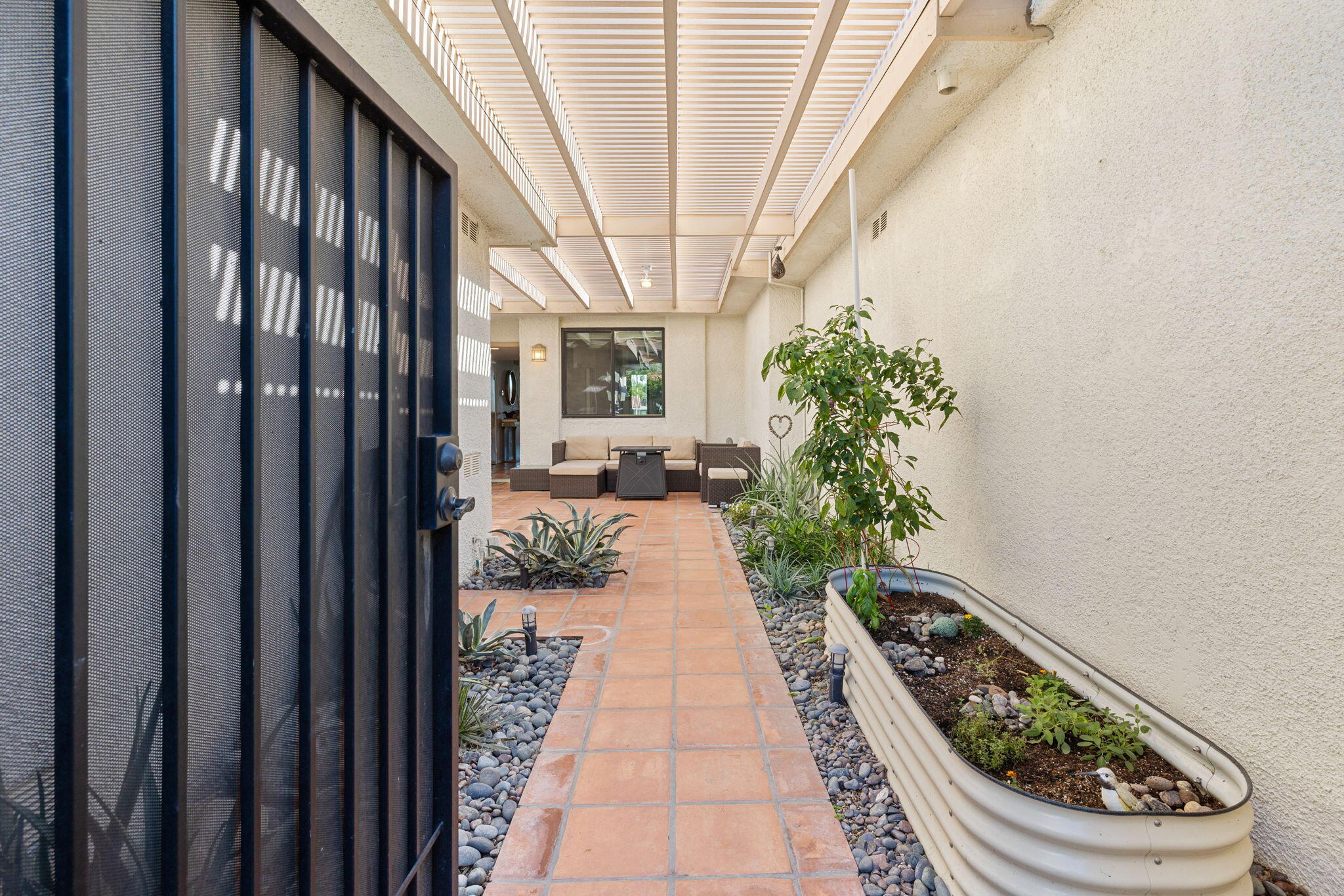 175 Torremolinos Drive Rancho Mirage, CA 92270 - Photo 42 of 60 25-web-or-mls-AM4A8088