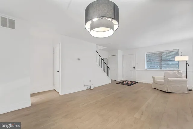 a view of livingroom and furniture