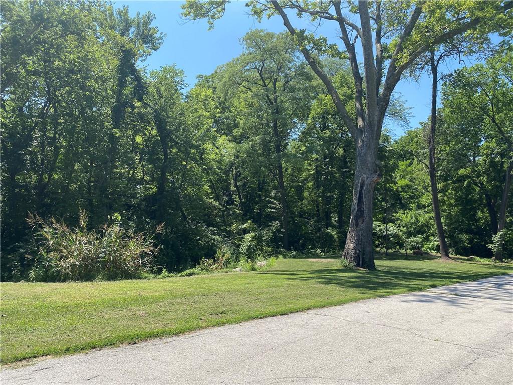 712 West 23rd Street South Independence, MO 64050 - Photo 2 of 8