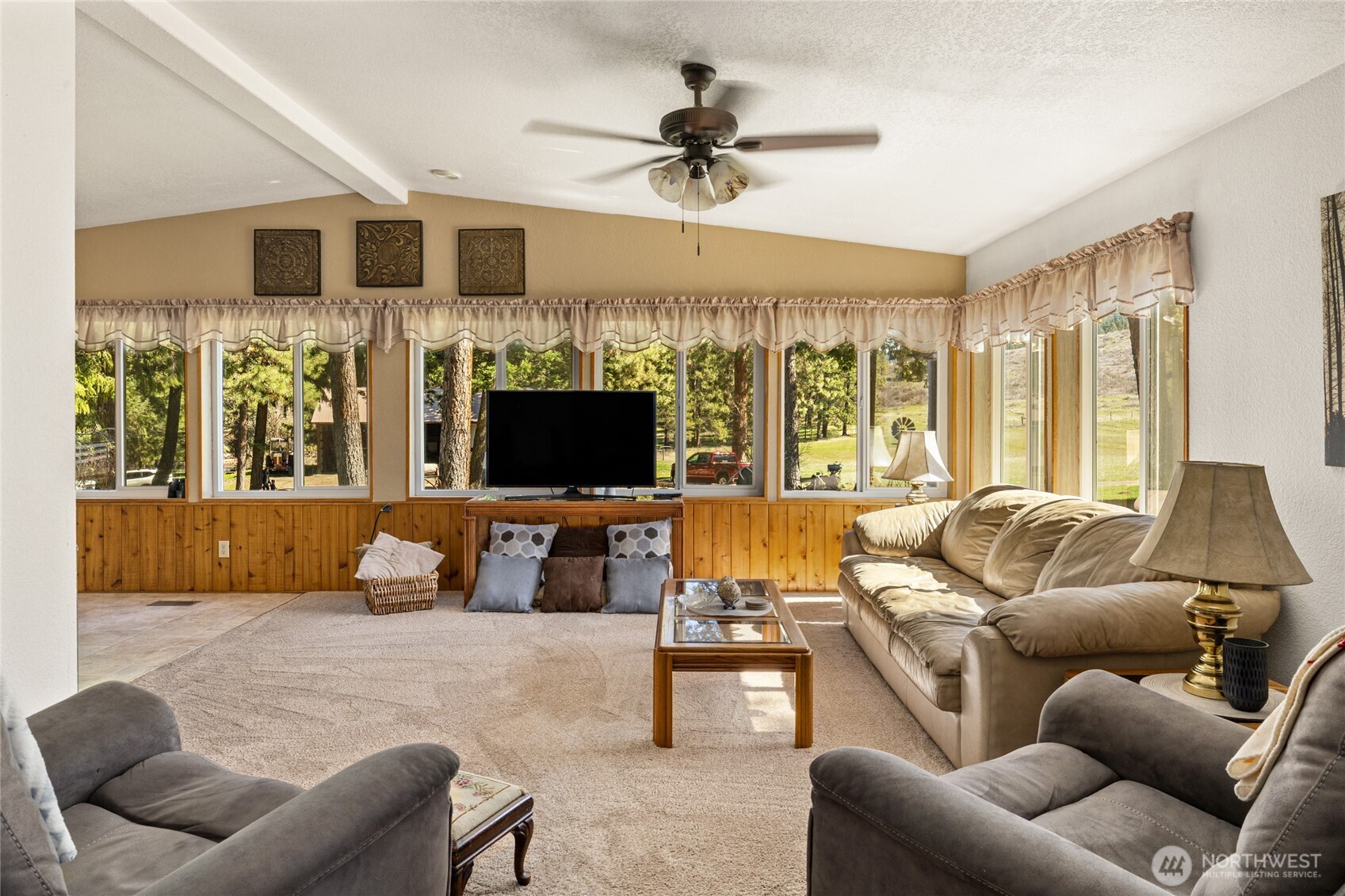 6160 Upper Peoh Point Road Cle Elum, WA 98922 - Photo 4 of 30