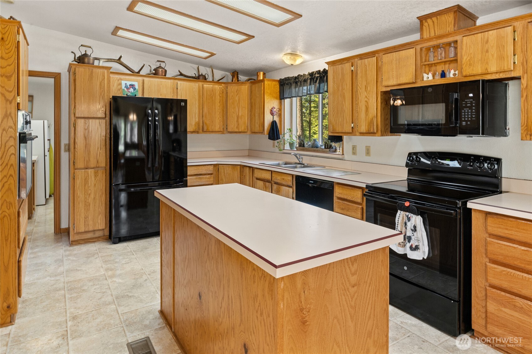 6160 Upper Peoh Point Road Cle Elum, WA 98922 - Photo 6 of 30