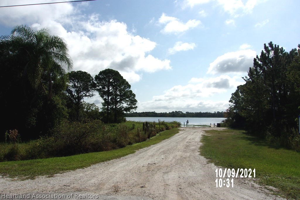 6513 Apricot Road Sebring, FL 33875 - Photo 9 of 12 Gallery Image 9