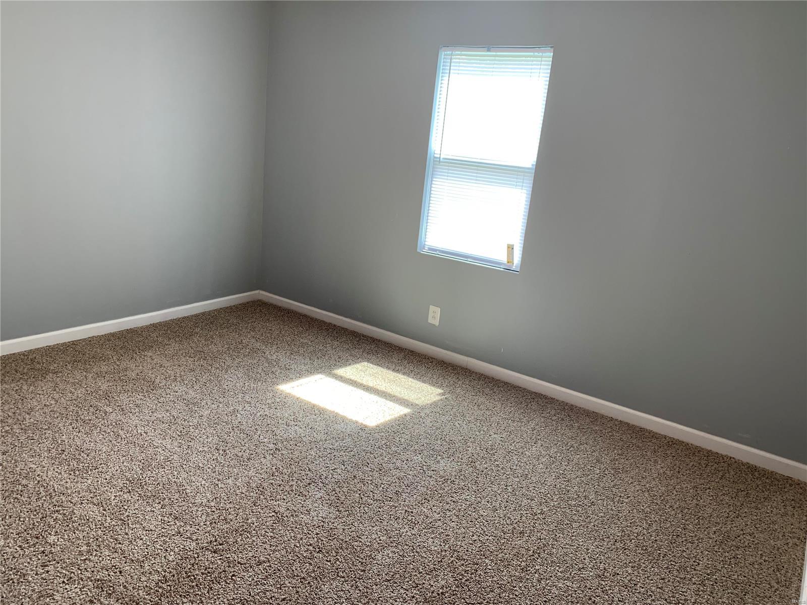 3799 Fee Fee Road Bridgeton, MO 63044 - Photo 8 of 16 Gallery Image 8