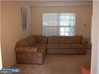 5537 Rinker Circle, Unit 361 Doylestown, PA 18902 - Photo 3 of 9 Living Room