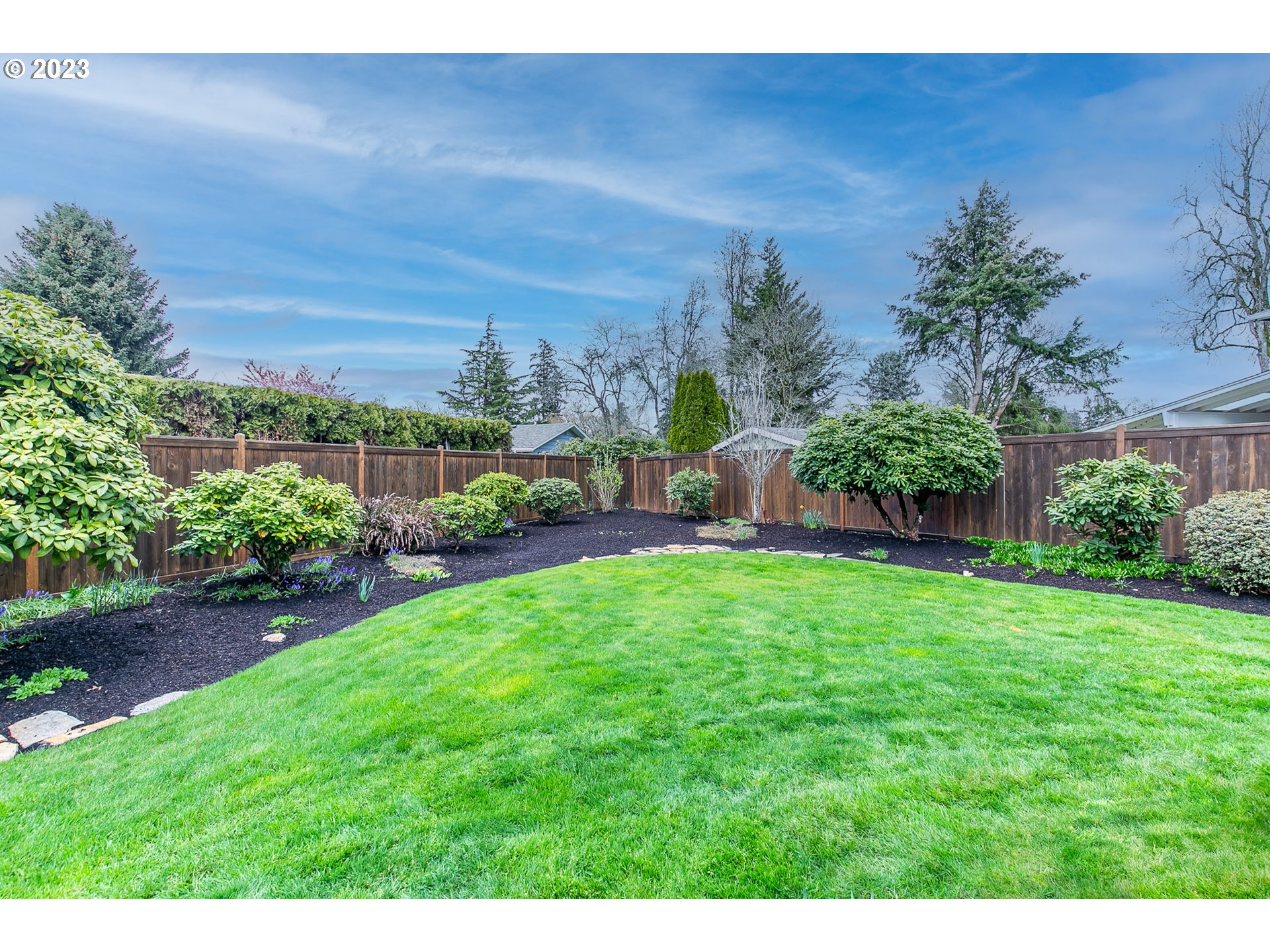 4467 Hyacinth Street Eugene, OR 97404 - Photo 37 of 48