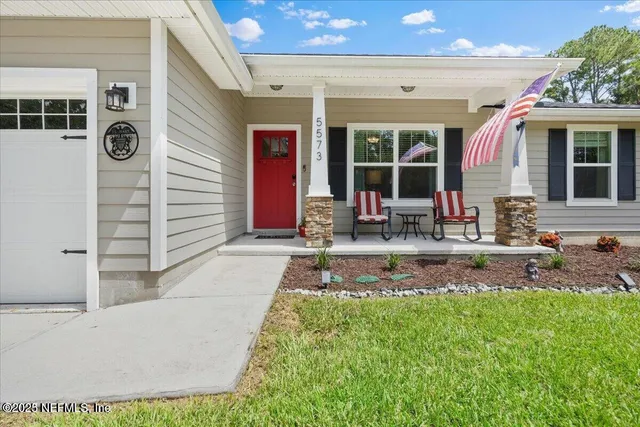 $425,000 | 5573 Casavedra Court, Jacksonville, FL 32244