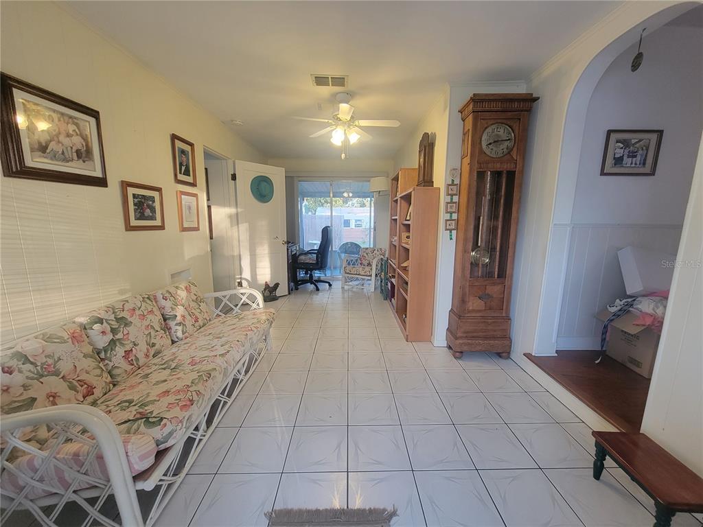 7 Wisconsin Avenue St. Cloud, FL 34769 - Photo 13 of 18 a view of a living room