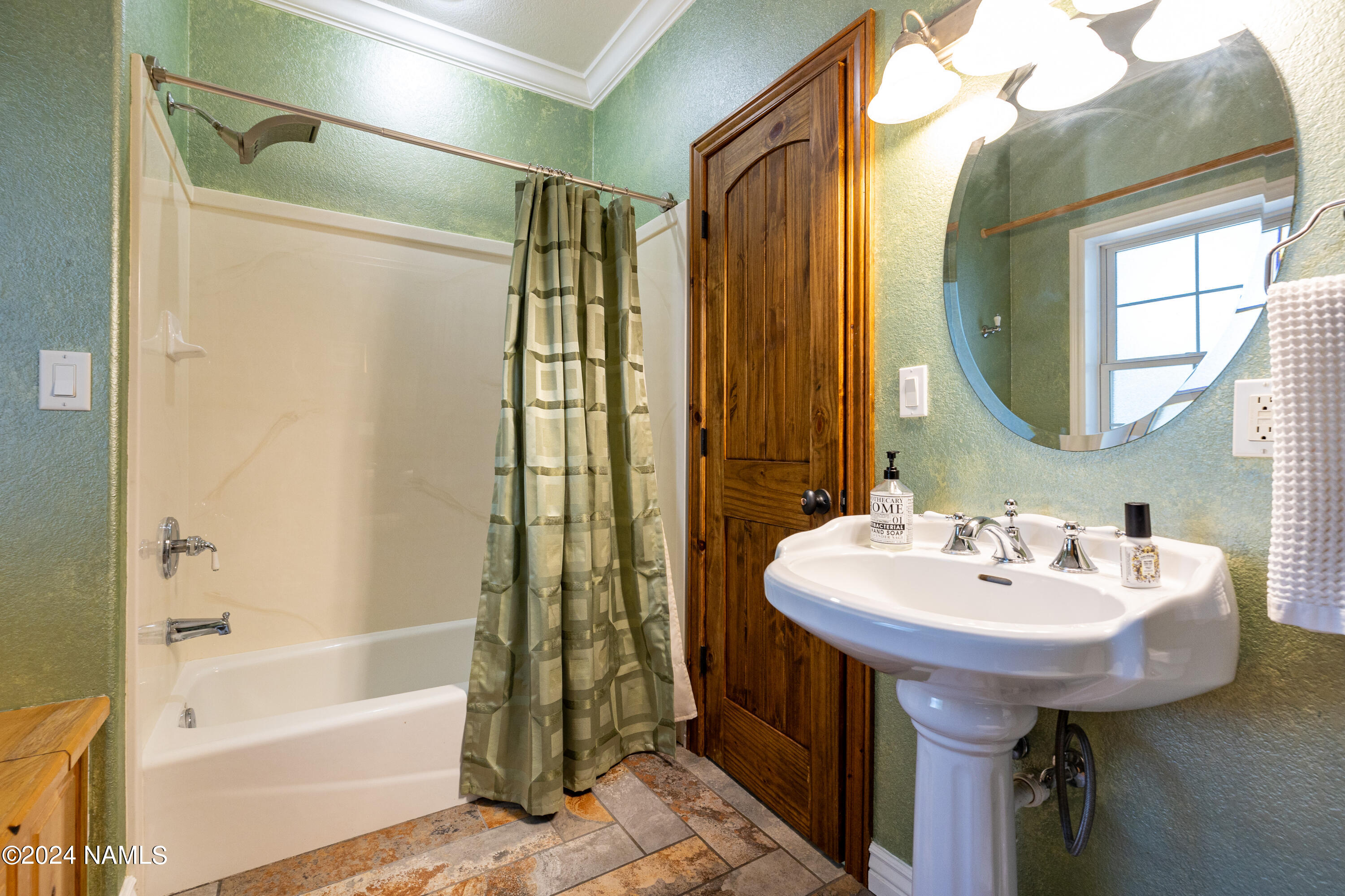 5520 Forest Drive Flagstaff, AZ 86004 - Photo 21 of 57 CP-74 - Copy