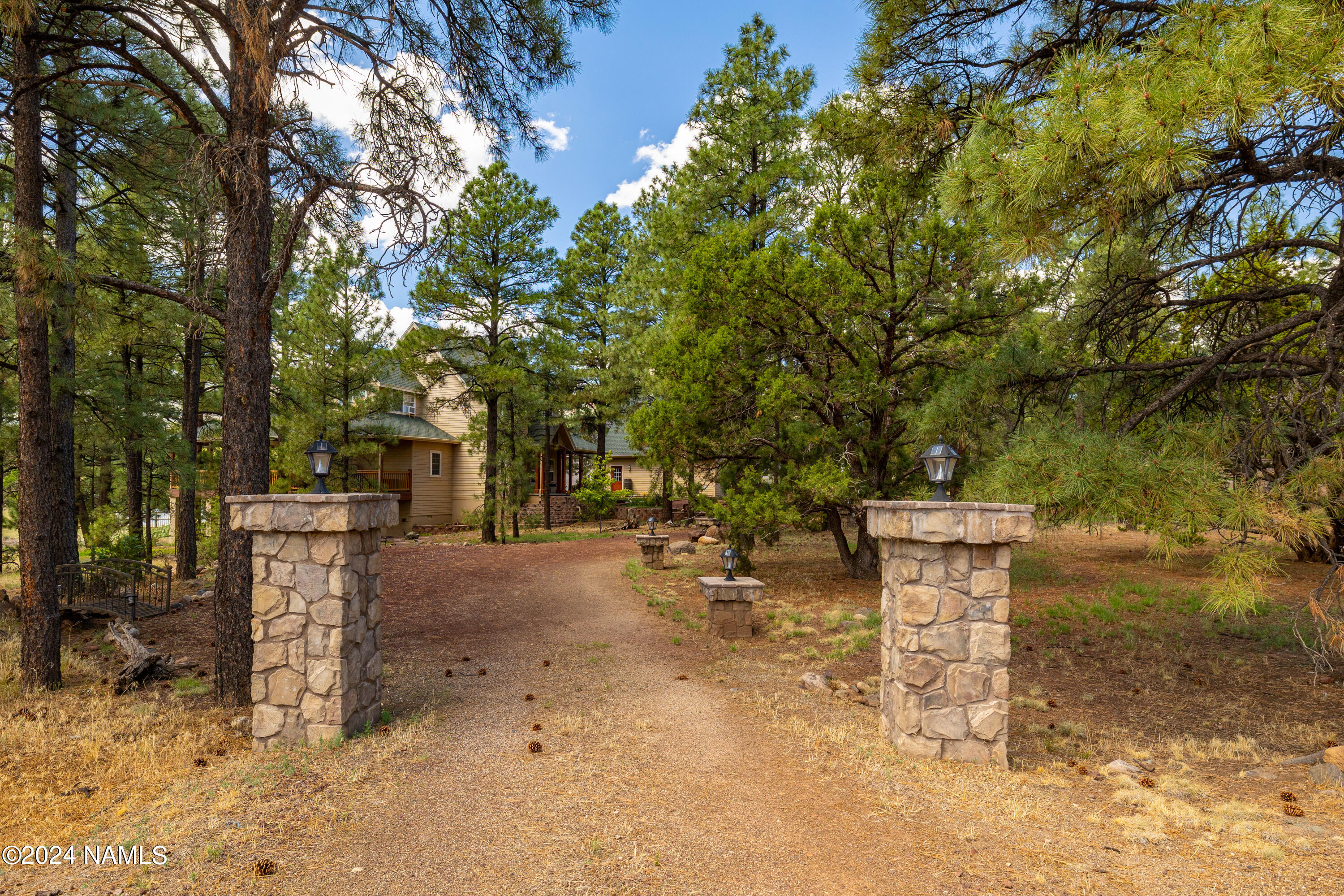 5520 Forest Drive Flagstaff, AZ 86004 - Photo 3 of 57 CP-28 - Copy