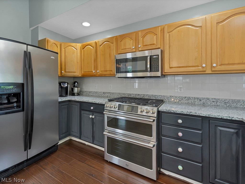 1707 Richmond Road Lyndhurst, OH 44124 - Photo 8 of 24
