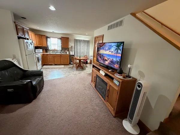 $525,000 | 465 West Wright Avenue, Shepherd, MI 48883