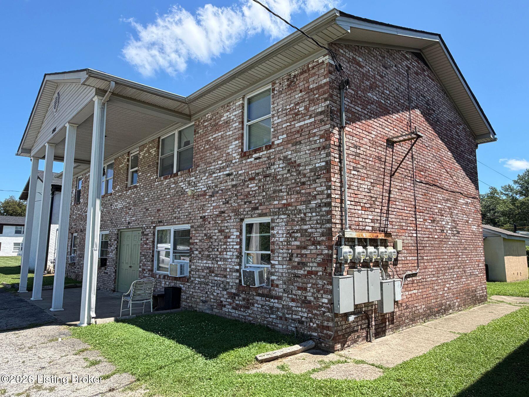 12705 East Orell Road Louisville, KY 40272 - Photo 2 of 25 photo_online_002