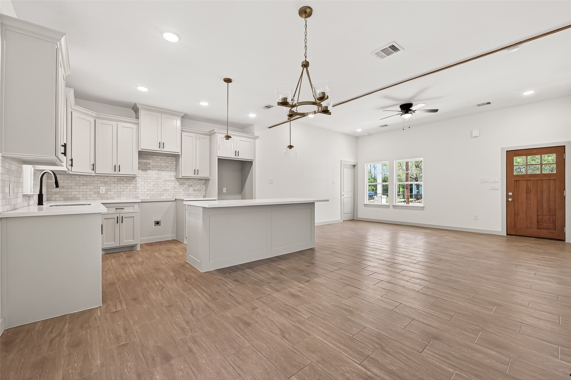 25136 Armagh Road Hempstead, TX 77445 - Photo 8 of 50