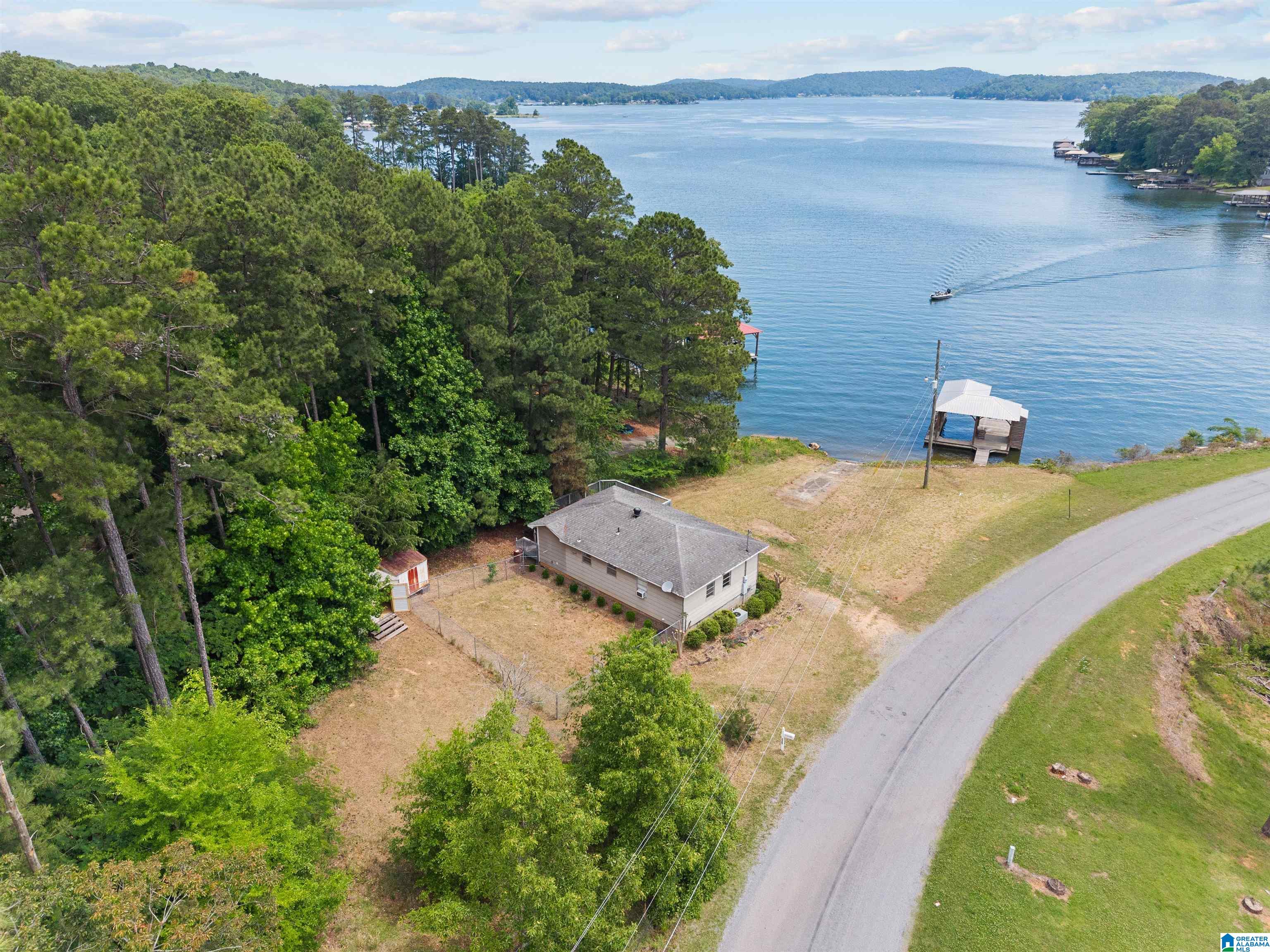 325 Treadwell Island Road Vincent, AL 35178 - Photo 2 of 36