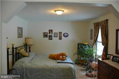 289 Monastery Ridge Road Stephenson, VA 22656 - Photo 16 of 30 Bedroom 3 or sitting area off Bedroom 2