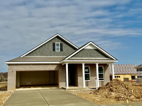 $339,990 | 30 Burr Oak Cove, Oakland, TN 38060