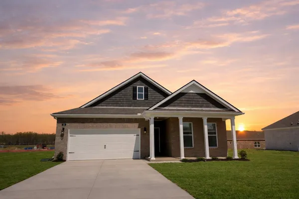 $339,990 | 30 Burr Oak Cove, Oakland, TN 38060