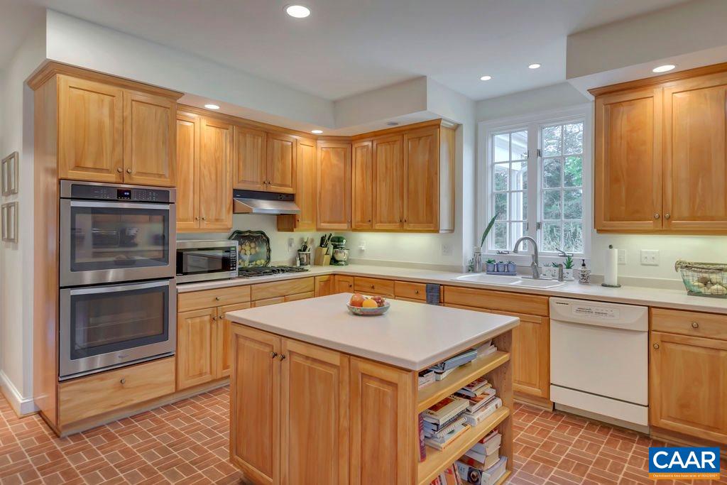 2532 Lake Albemarle Road Charlottesville, VA 22901 - Photo 14 of 48 Gallery Image 14