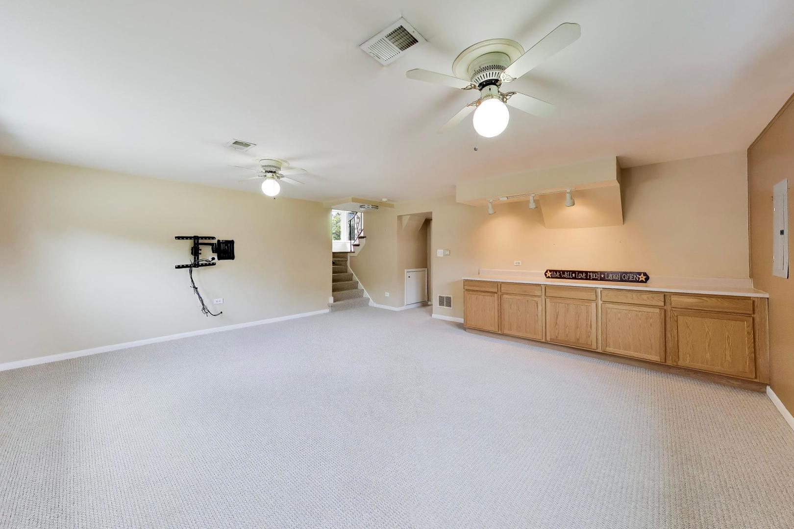 7630 Beckwith Road Morton Grove, IL 60053 - Photo 25 of 37