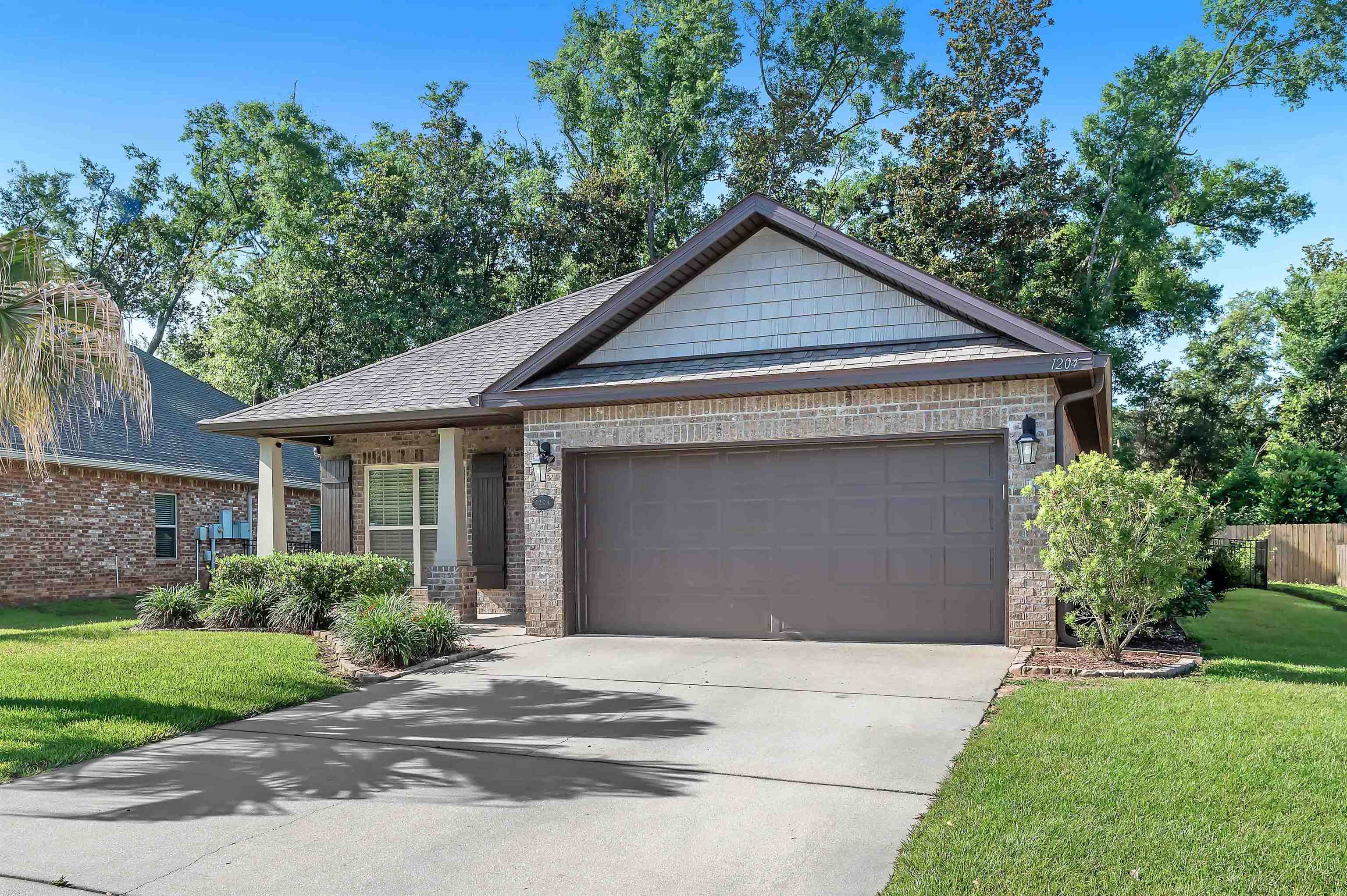 1204 Surrey Loop Foley, AL 36535 - Photo 5 of 42