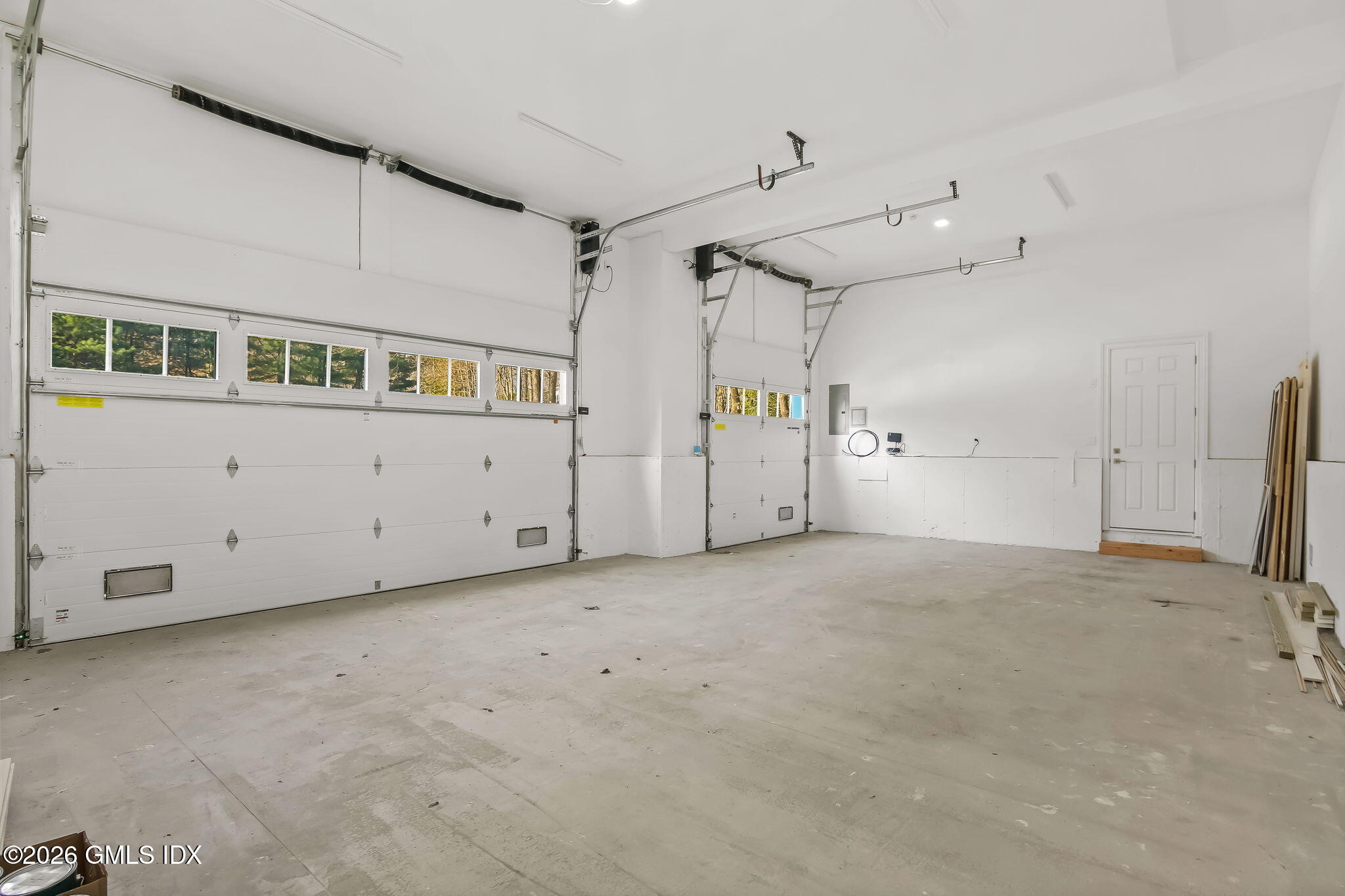 7 Bailiwick Road Greenwich, CT 06831 - Photo 41 of 42 a view of an empty room