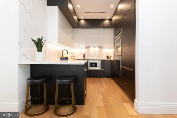 $9,060 | 1401 Spruce Street, Unit 3BED B, Philadelphia, PA 19102