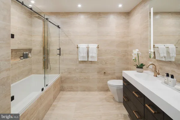 $9,060 | 1401 Spruce Street, Unit 3BED B, Philadelphia, PA 19102