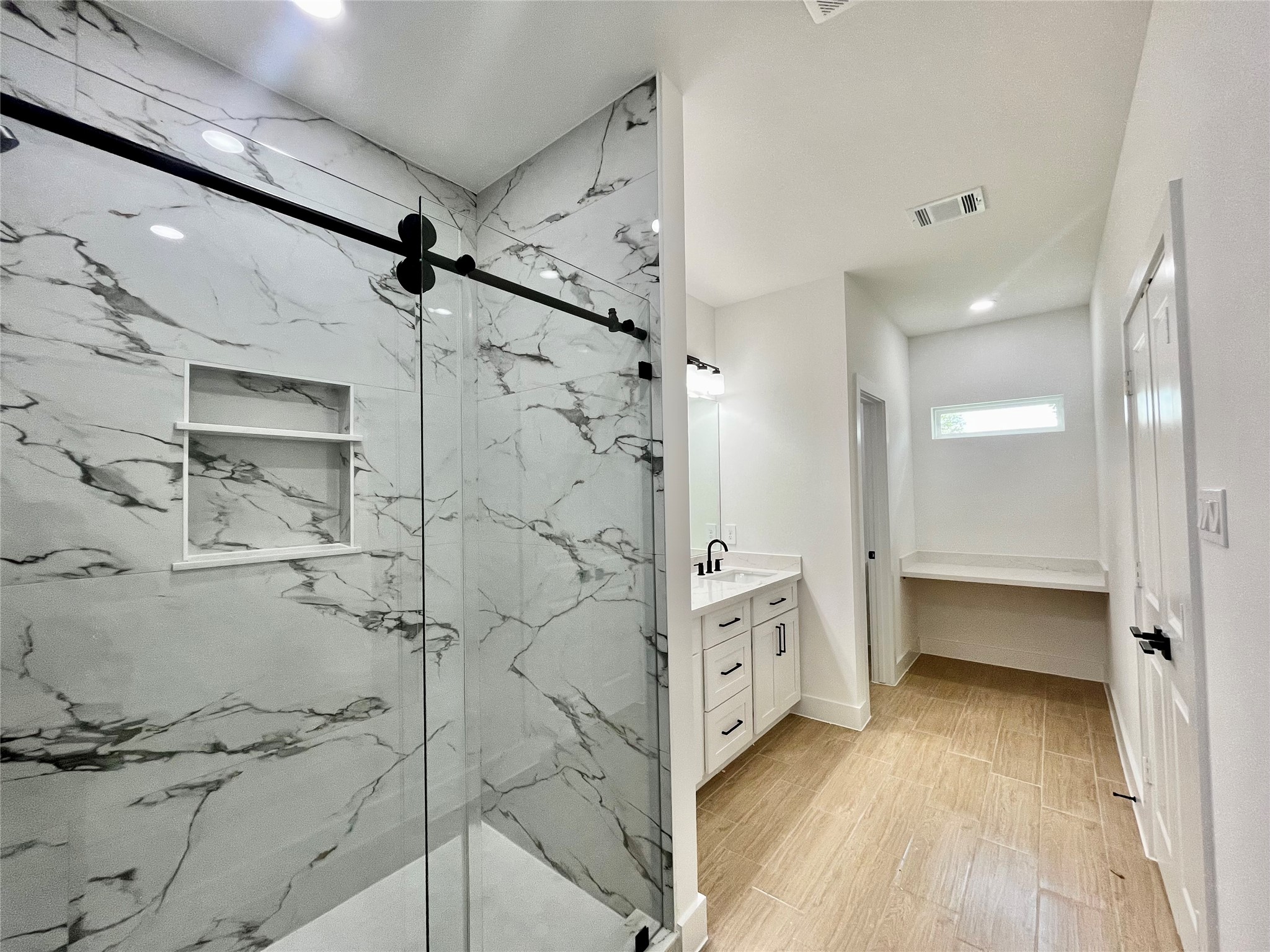 5710 Delmack Street, Unit A Houston, TX 77032 - Photo 9 of 23 Master bathroom