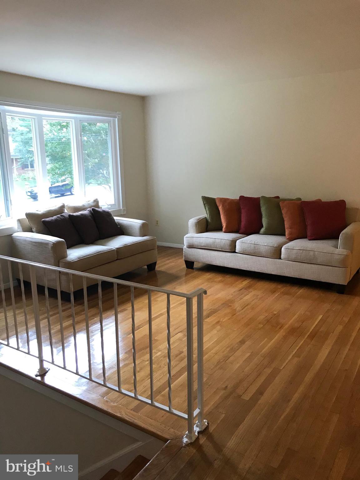 1308 Gresham Road Silver Spring, MD 20904 - Photo 13 of 25 Living room