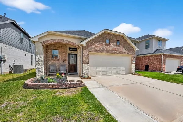 $299,999 | 22634 Rosy Hts Trail, Tomball, TX 77377