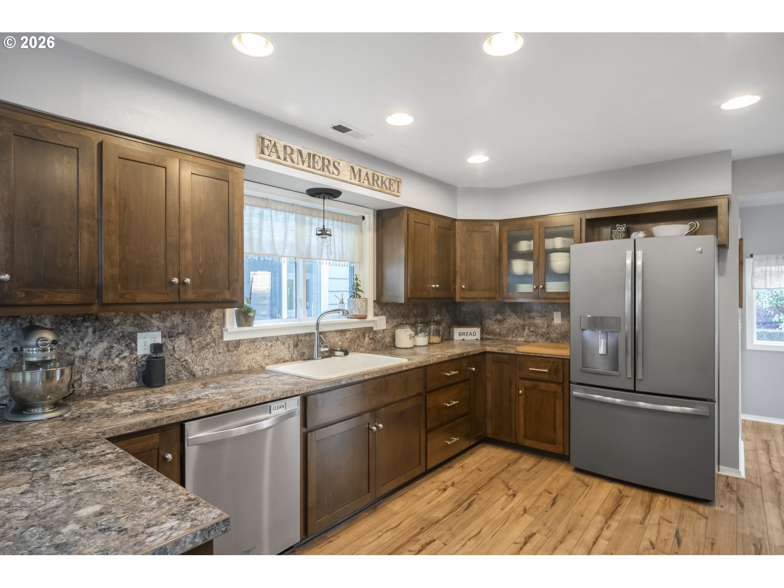 16784 South Livesay Road Oregon City, OR 97045 - Photo 13 of 48