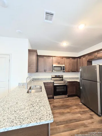 $1,575 | 13522 Tulipwood Nook, San Antonio, TX 78253