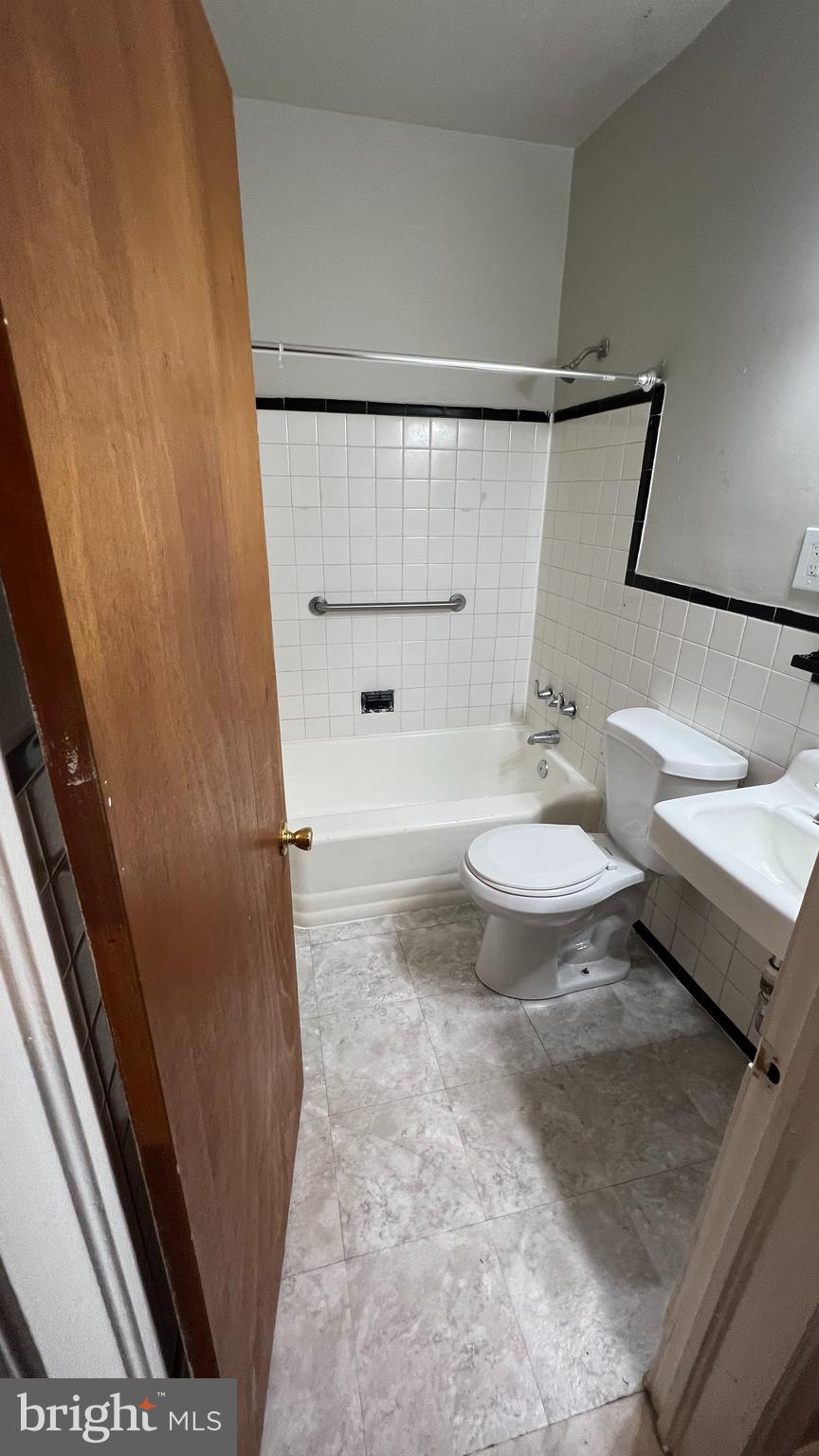 1051-1053 Desoto Road Baltimore, MD 21223 - Photo 7 of 10