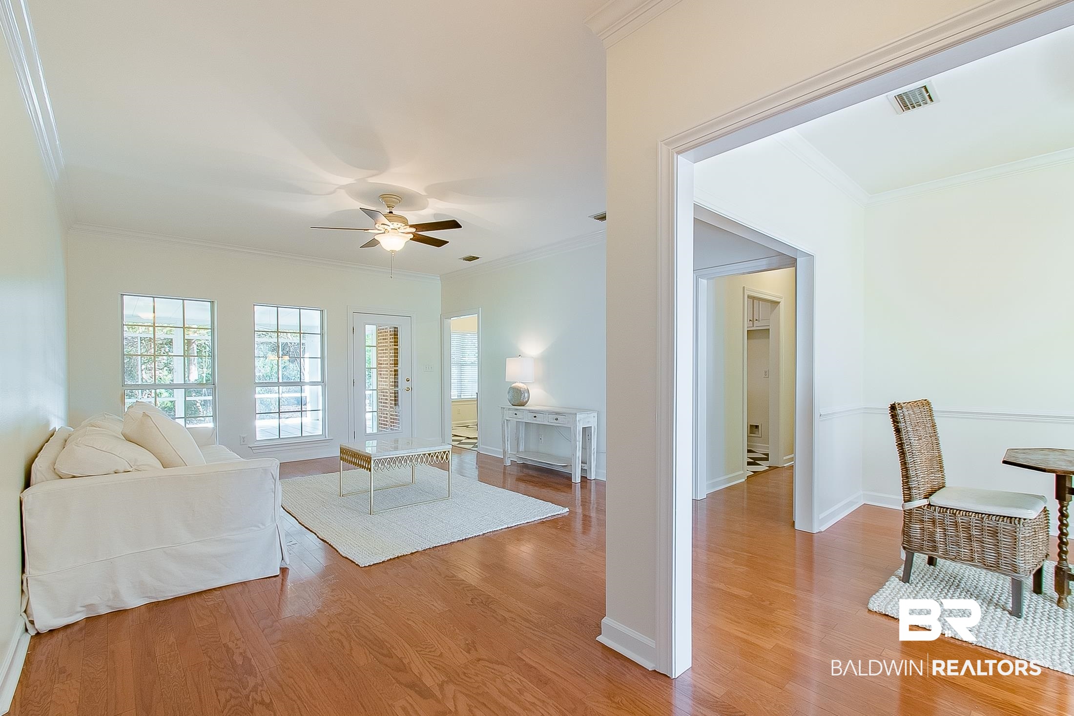 167 Hawthorne Circle Fairhope, AL 36532 - Photo 6 of 32 Living Room