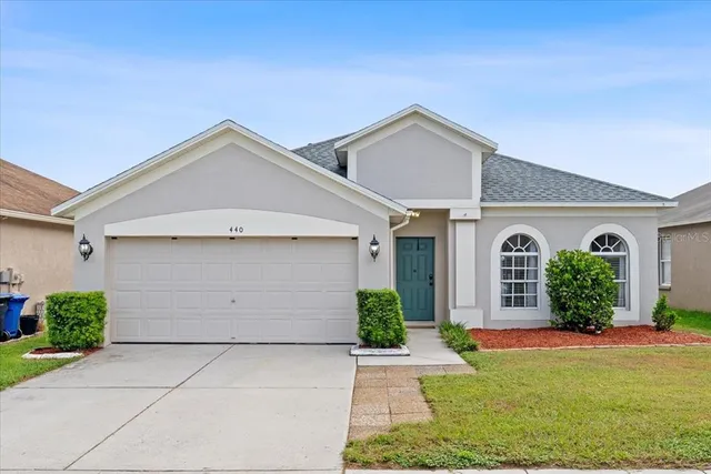 $369,900 | 440 Sand Ridge Drive, Valrico, FL 33594