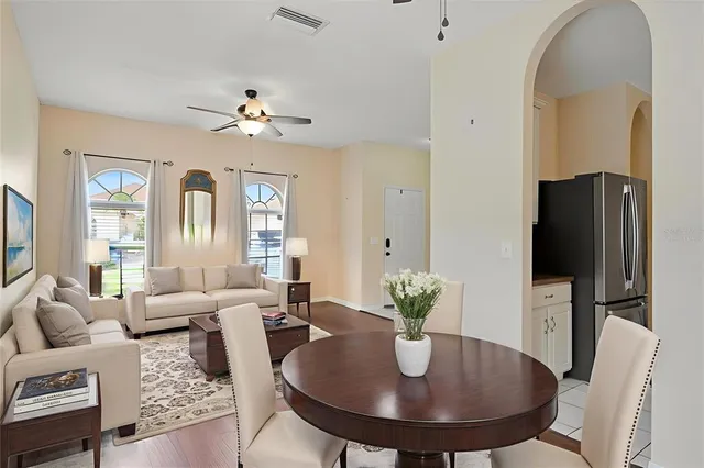 $369,900 | 440 Sand Ridge Drive, Valrico, FL 33594