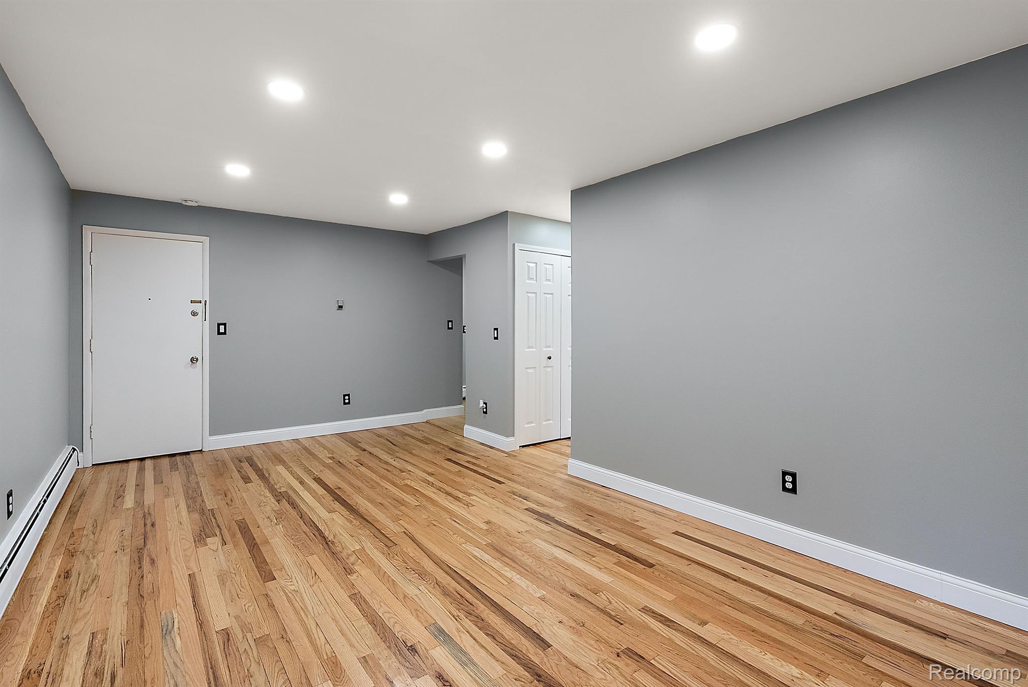 1707 East 14 Mile Road, Unit A Troy, MI 48083 - Photo 12 of 20 Gallery Image 12