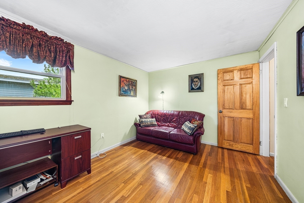 27 Randy Road Framingham, MA 01701 - Photo 24 of 42